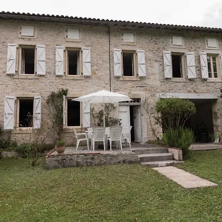 Maison D'Isabe בית נופש *